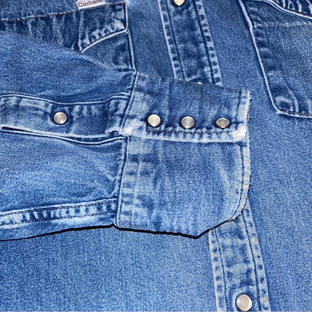 Vintage Carhartt Denim Shirt Men’s 17 1/2 x 35 Pearl Snap Distressed S02 - Picture 9 of 10